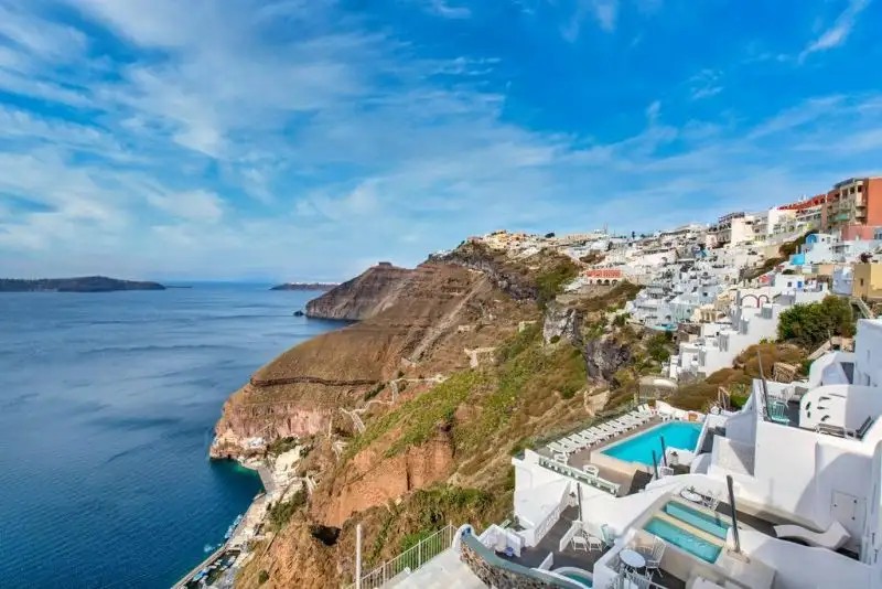 ATHINA LUXURY SUITES
