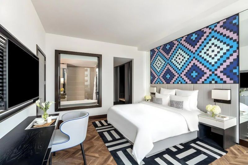 deluxe suite