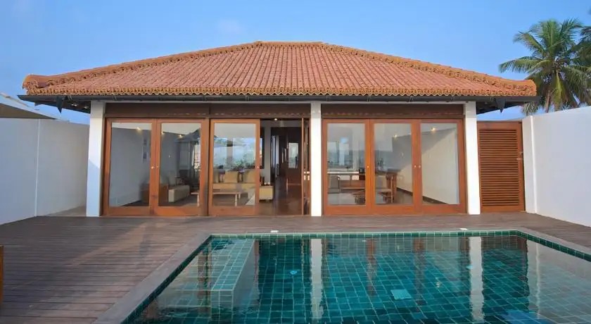 THALAHENA VILLAS