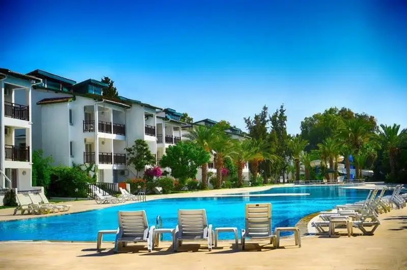 GANITA HOLIDAY VILLAGE (EX. OASIS BEACH)