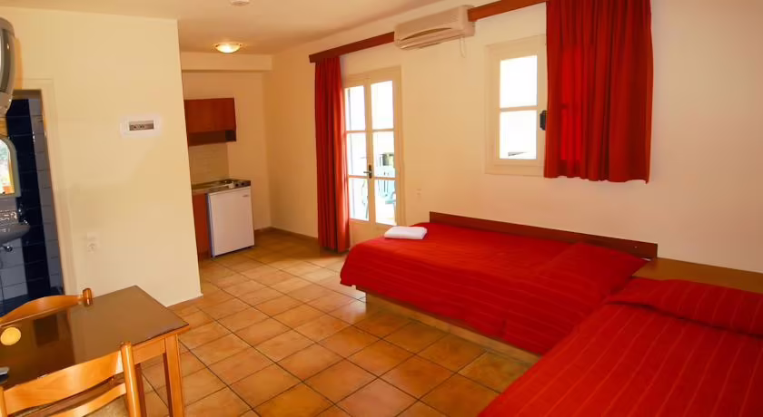 DIA APARTMENTS
