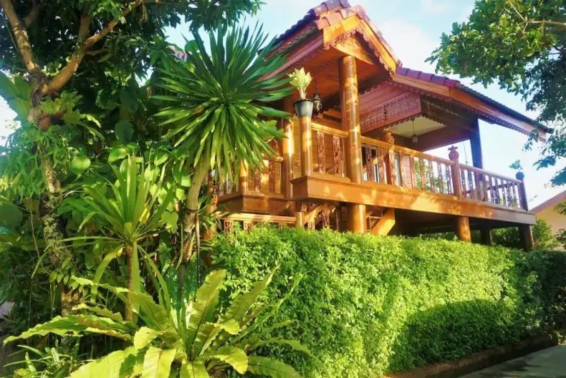 RUENTHAI BOUTIQUE