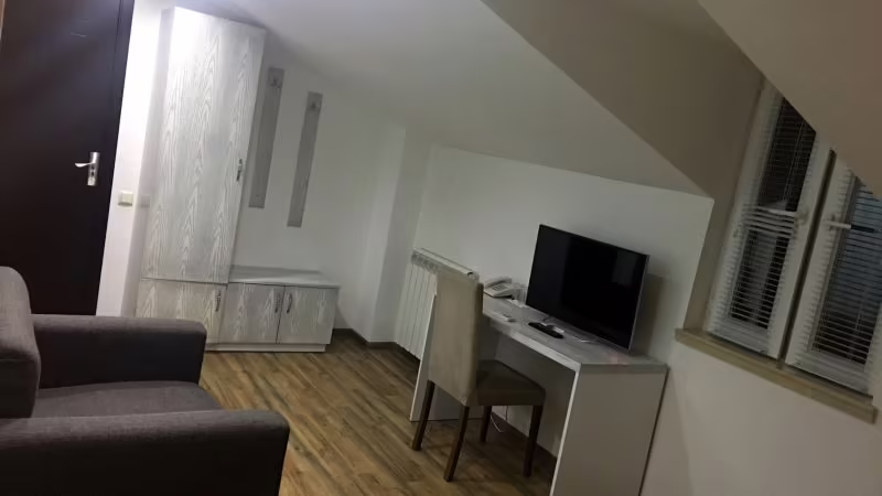 DCORNER