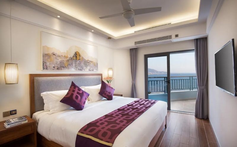 luxury sea view two bedroom suite king twin