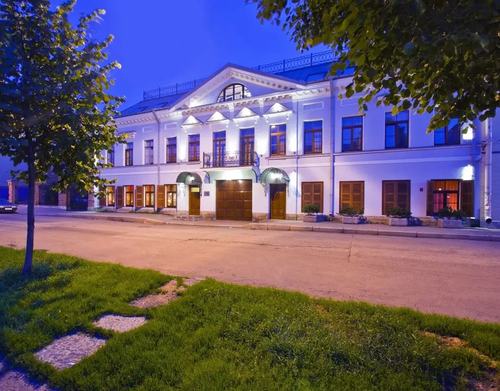 АЛЕКСАНДР ХАУС
