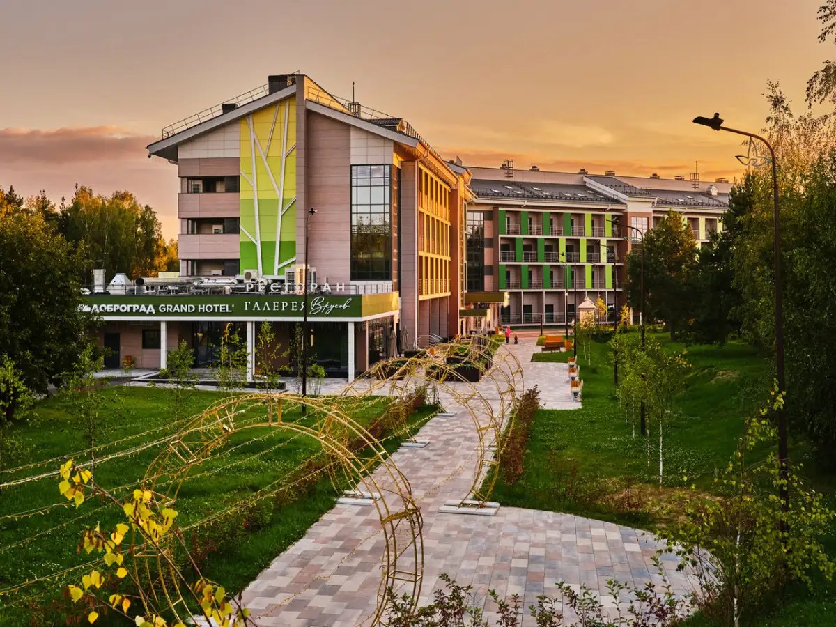 ДОБРОГРАД ПАРК-ОТЕЛЬ КОРПУС GRAND