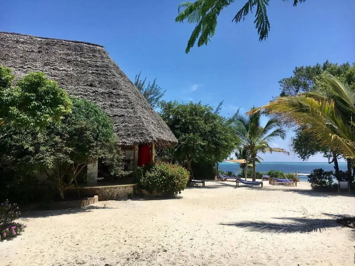 MARAFIKI BUNGALOWS