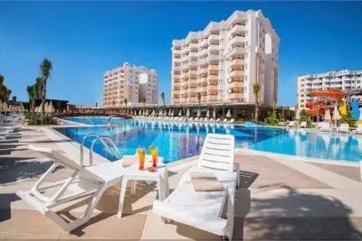 RAMADA RESORT BY WYNDHAM LARA