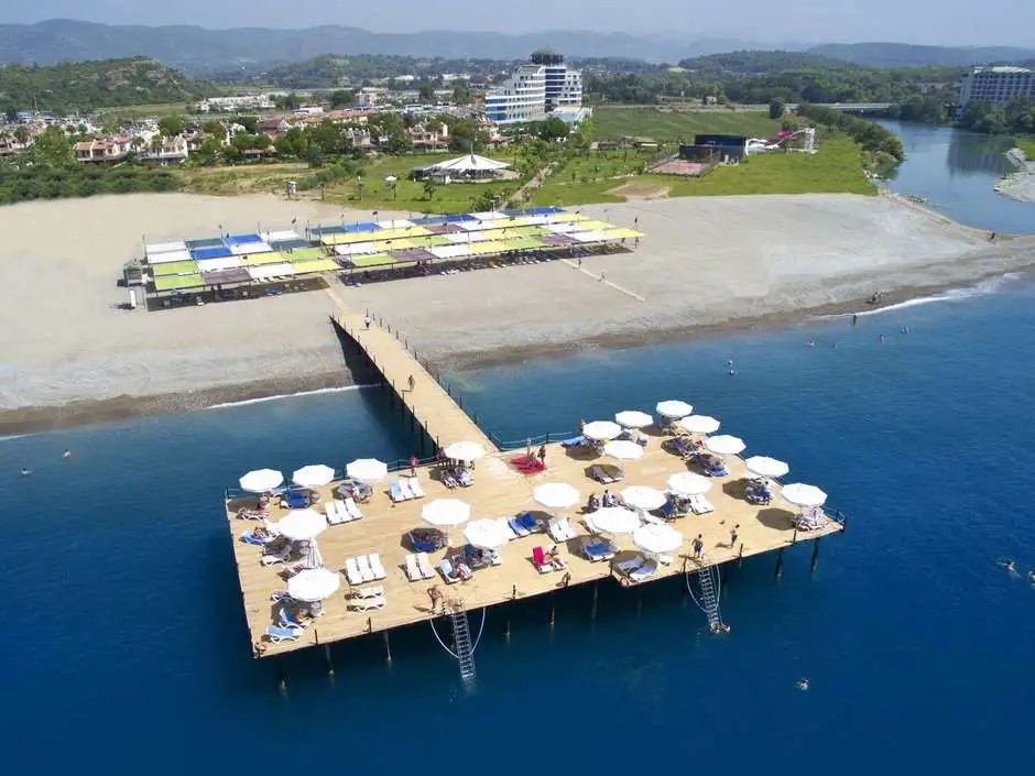 RAYMAR RESORT & AQUA