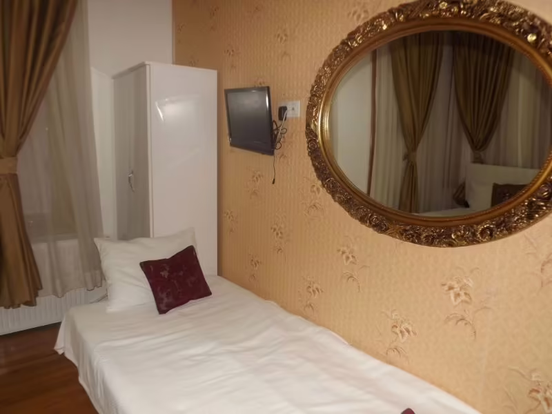 OLD CITY FAMILY HOTEL