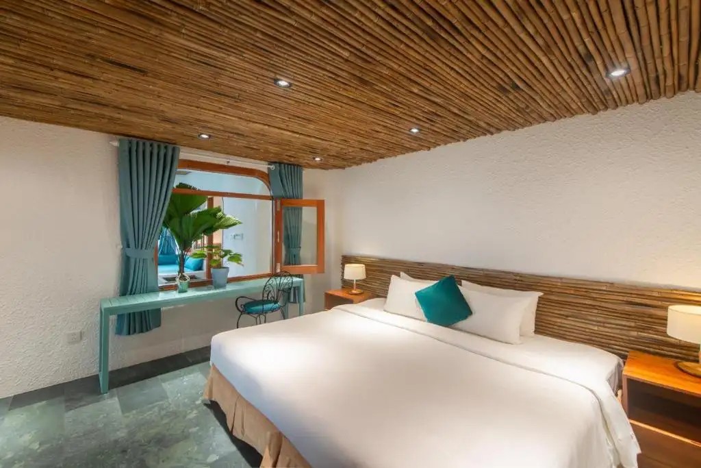 MAPLE HOTEL & APARTMENT NHA TRANG