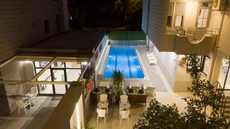 OPERA BOUTIQUE HOTEL