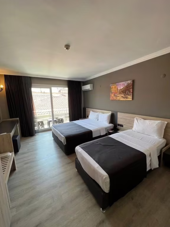 GRAND FAIK HOTEL