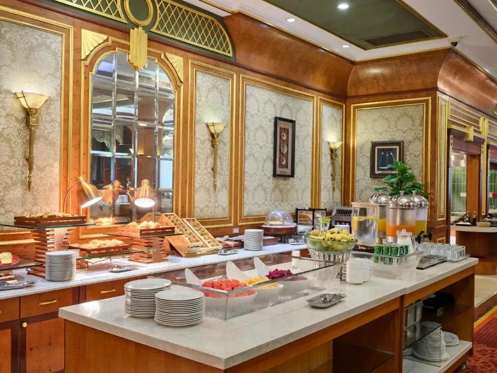 SHANGHAI PARK HOTEL