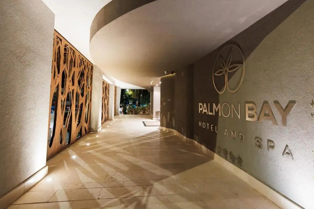 PALMON BAY HOTEL & SPA
