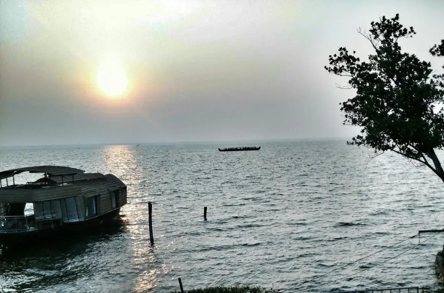 THE ZURI KUMARAKOM KERALA RESORT & SPA