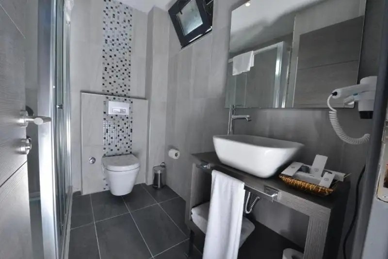 A11 HOTEL 