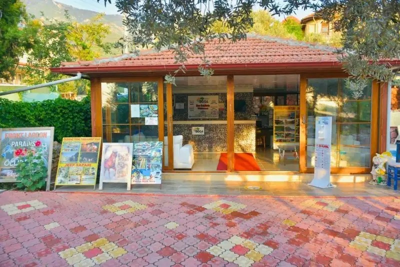 NATURE HOTEL
