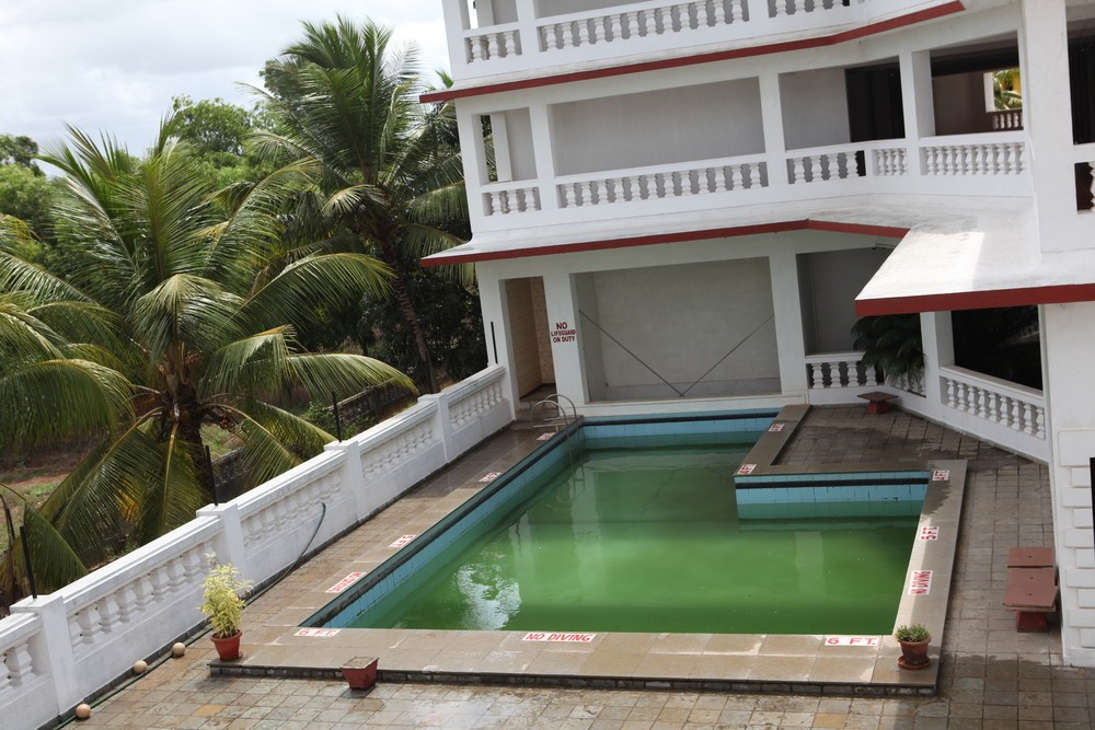 MOBOR BEACH RESORT