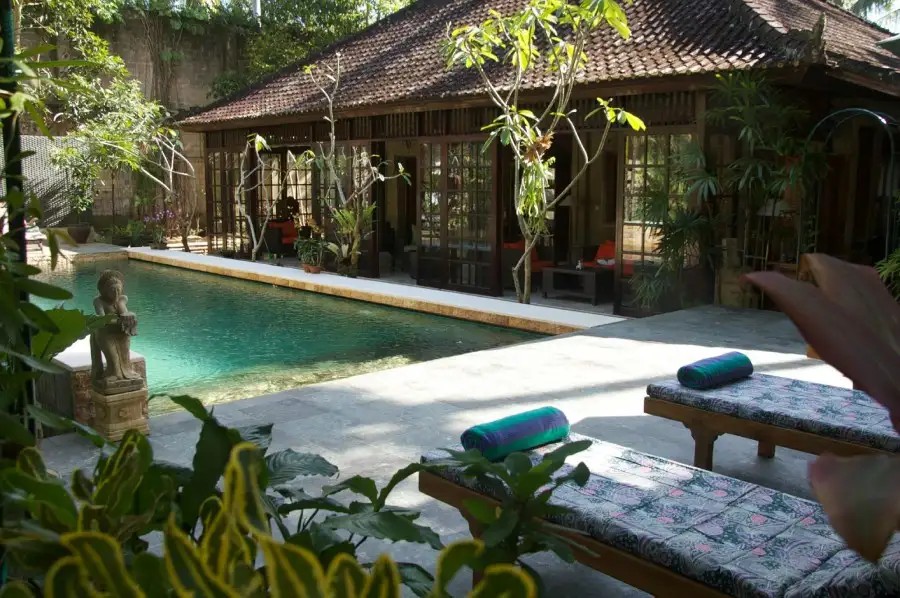BALI TAMAN RAHASIA