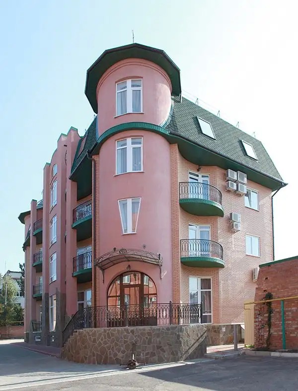 ВИЛЛА БРИСТОЛЬ