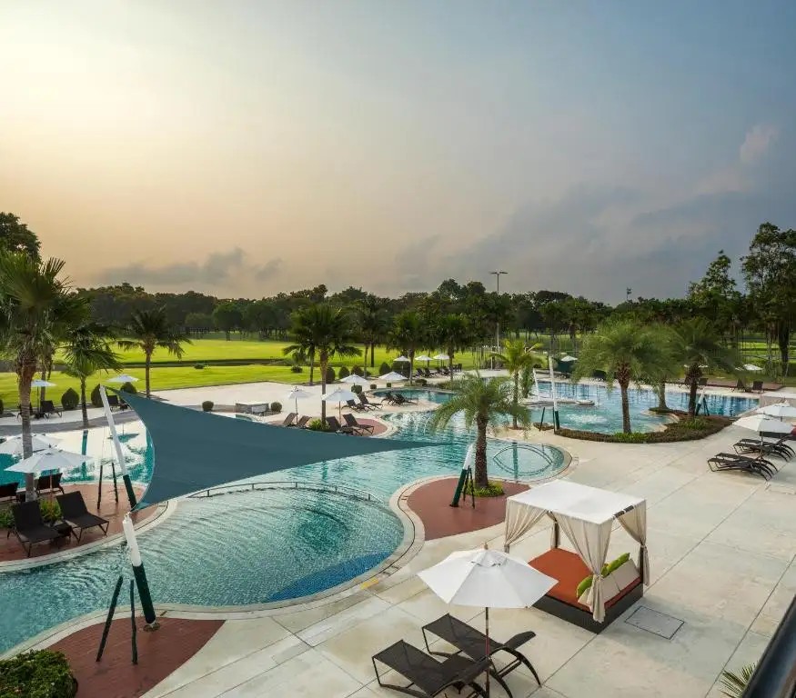 EASTIN THANA CITY GOLF RESORT