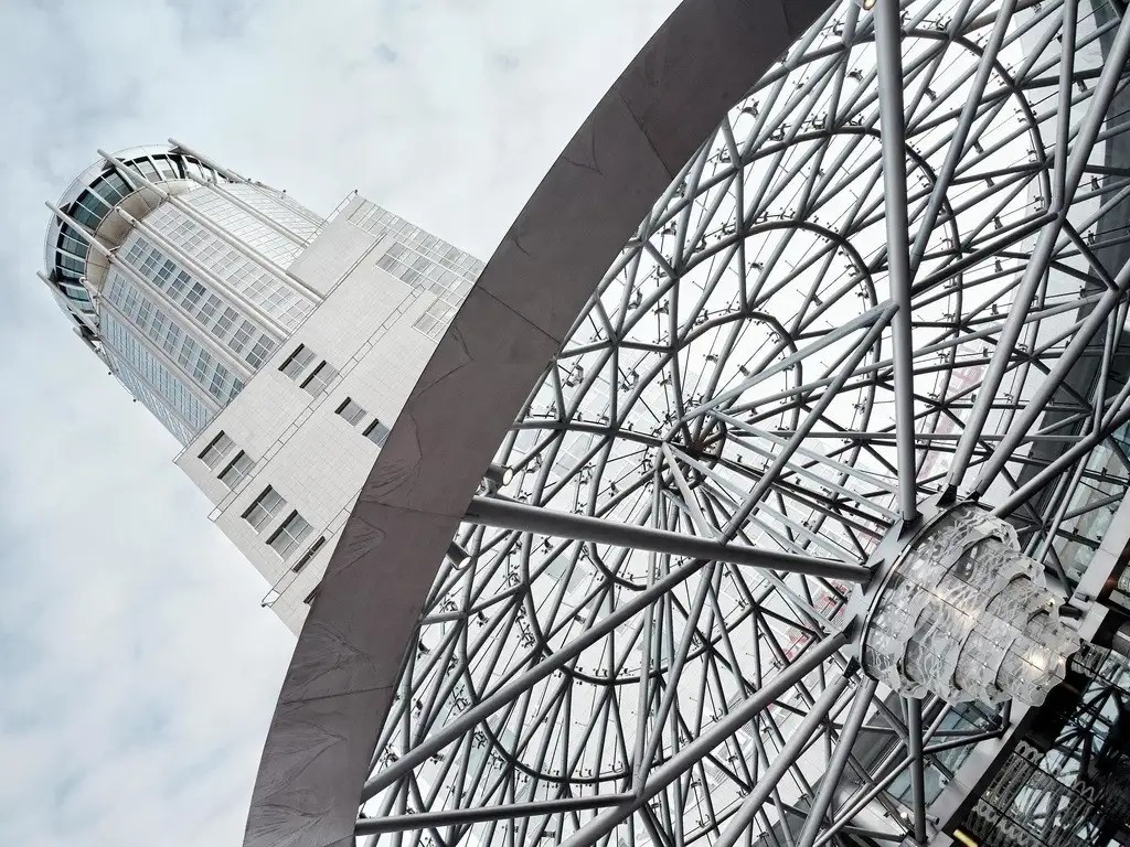 SWISSOTEL KRASNYE HOLMY (СВИССОТЕЛЬ КРАСНЫЕ ХОЛМЫ)