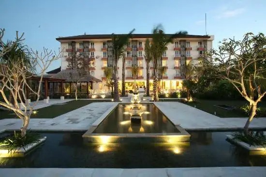 FAVE HOTEL UMALAS