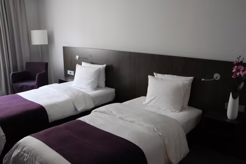 HOLIDAY INN DUSSELDORF HAFEN