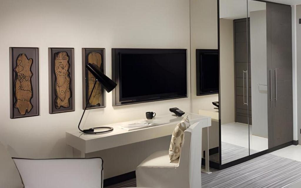 HOTEL BOULEVARD AUTOGRAPH COLLECTION (EX. VIDA DOWNTOWN DUBAI)