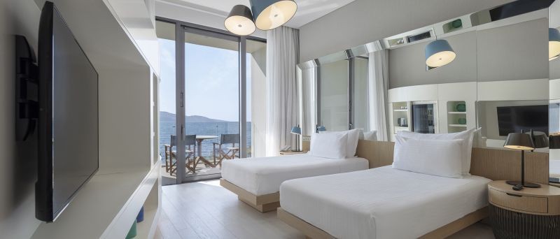 twin premium balcony sea view