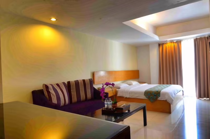 SUNSET RESIDENCE CONDOTEL