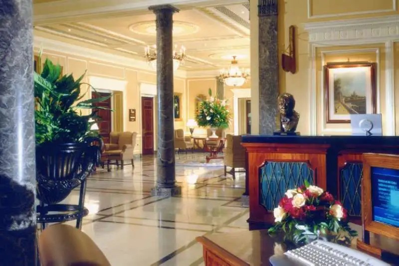 HYATT REGENCY CHURCHILL