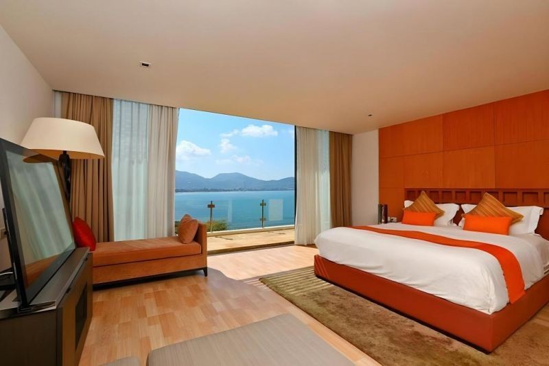 3 bedrooms suite