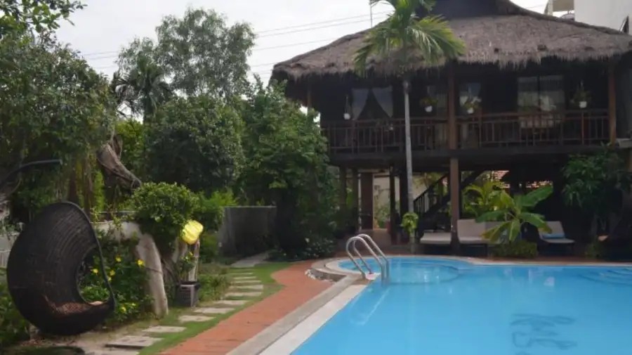 RANG GARDEN BUNGALOW HILL SIDE