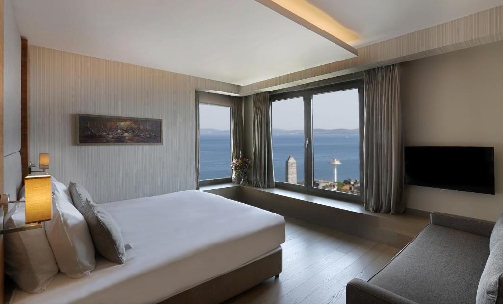 ARCADIA BLUE ISTANBUL