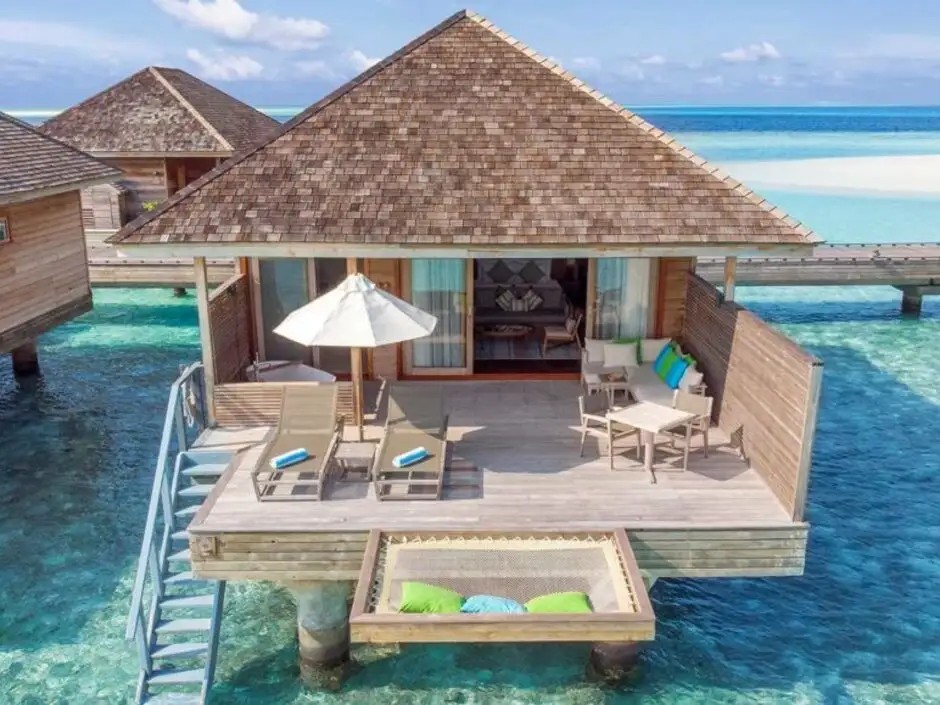 HURAWALHI ISLAND RESORT