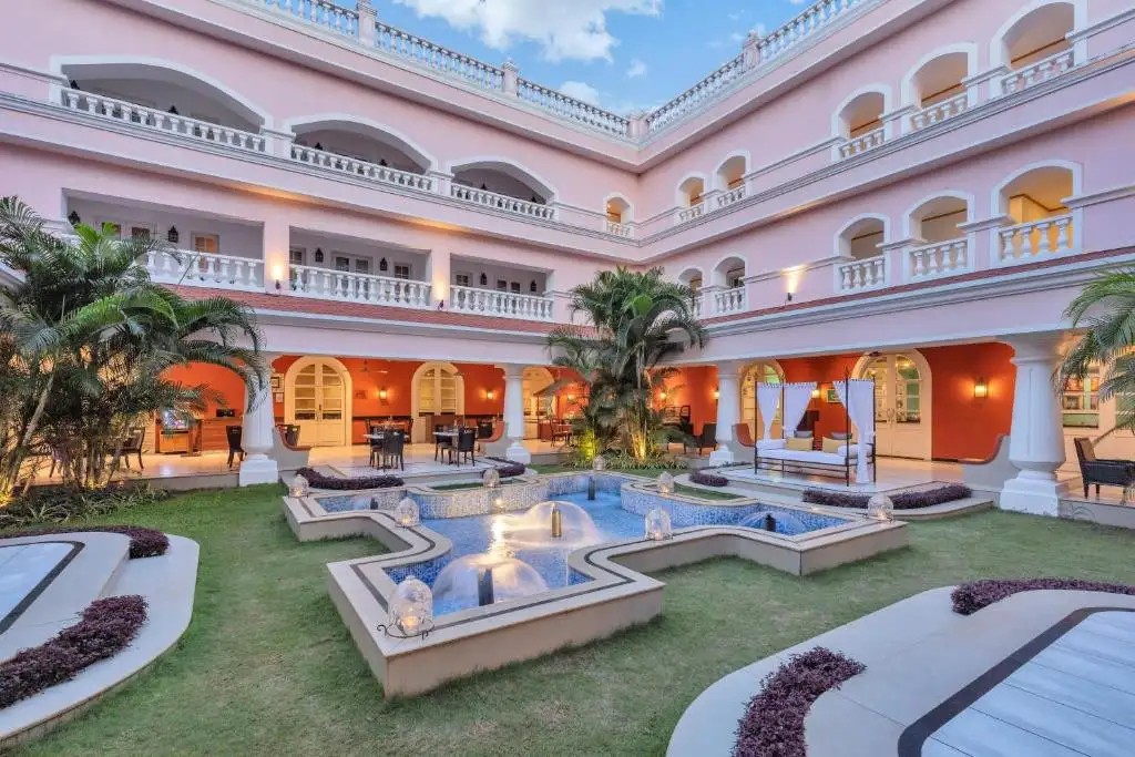 CLUB MAHINDRA EMERALD PALMS (EX. THE RETREAT BY ZURI)