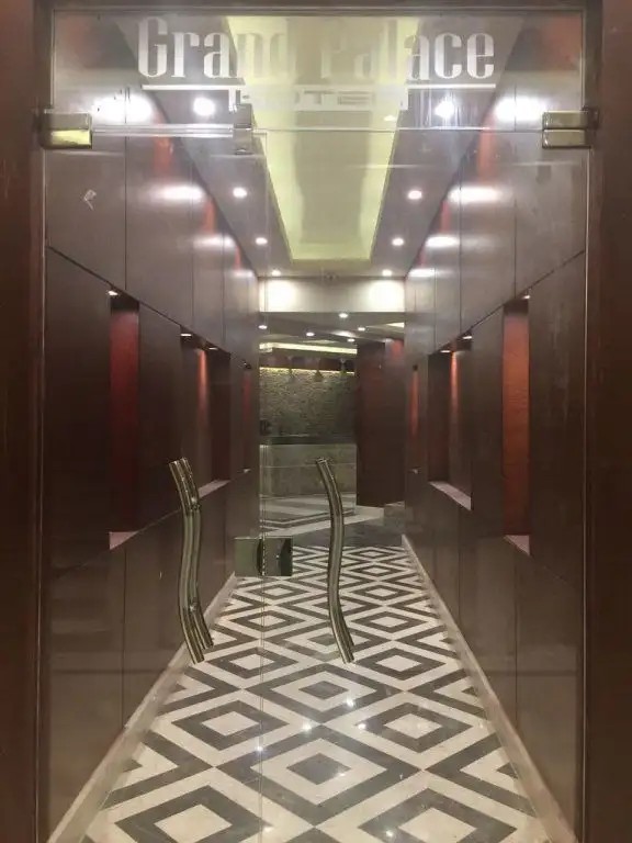 GRAND PALACE HOTEL