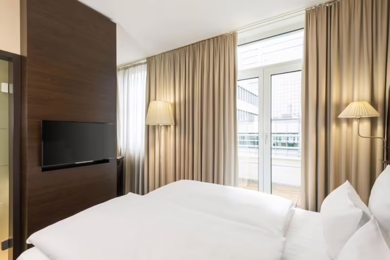 NH DUSSELDORF KONIGSALLEE (EX. NH DUESSELDORF CITY CENTER)