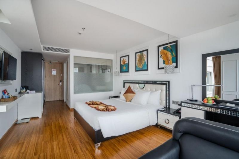 senior deluxe sea view