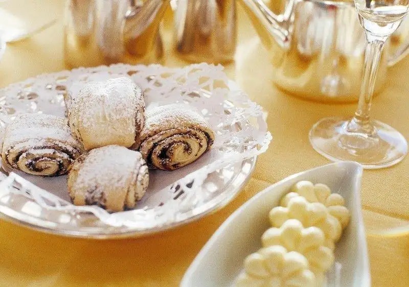 ROMANTIKHOTEL WEISSEN ROESSL