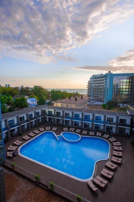 GRAND SAPPHIRE HOTEL