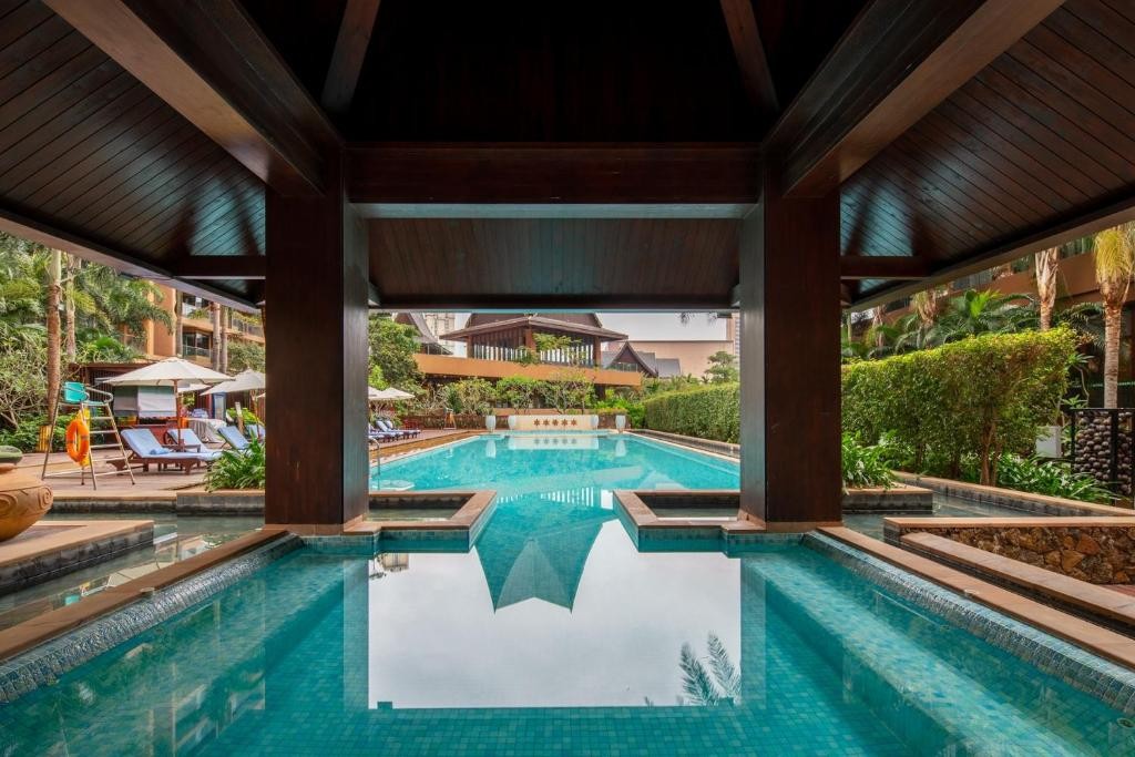 MANGROVE TREE RESORT WORLD