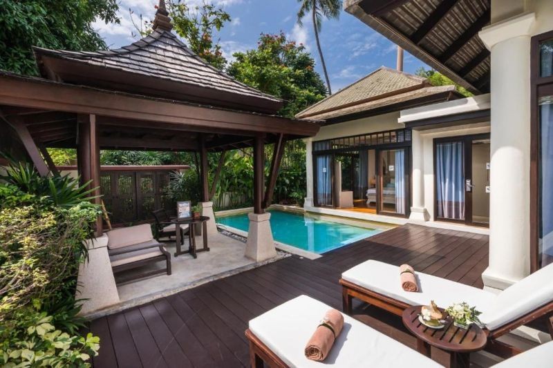 family pool villa