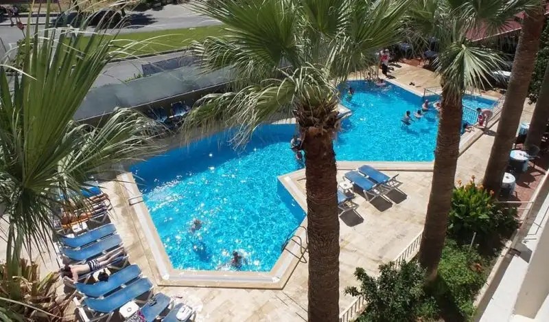 PALMIYE HOTEL SIDE