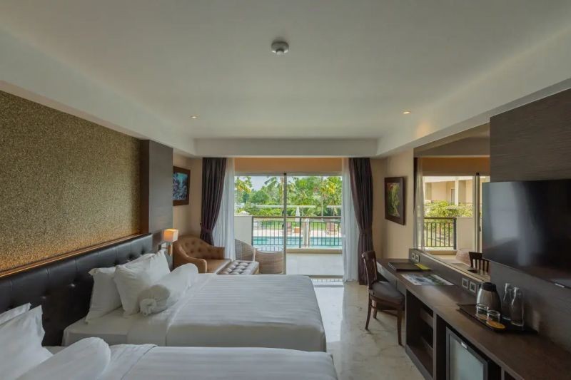 deluxe pool view with balcony