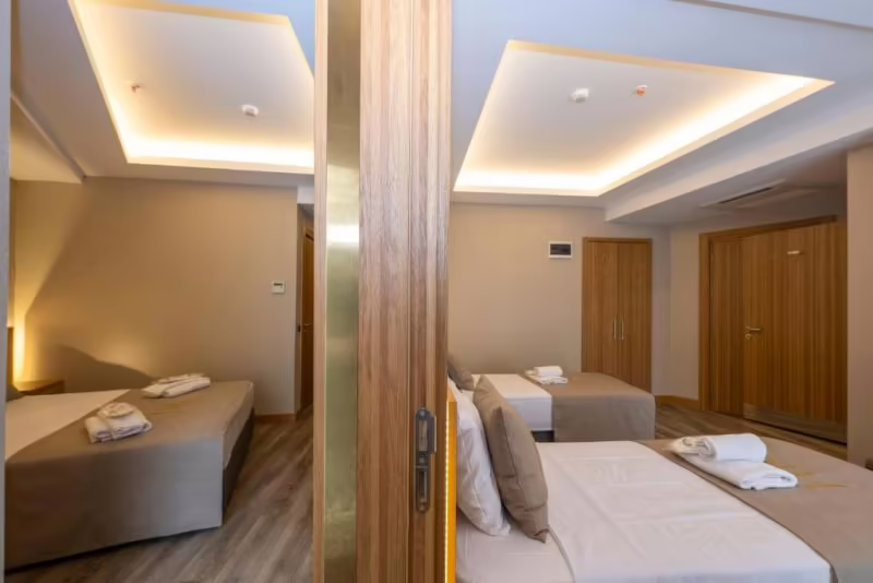 RAVI HOTEL