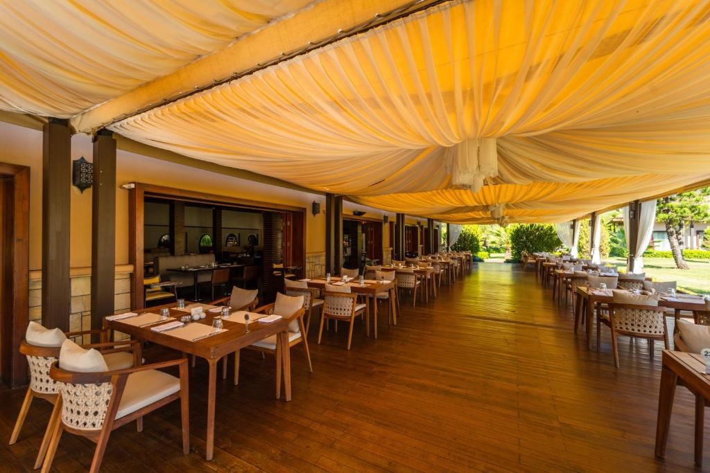 IC HOTELS GREEN PALACE & VILLAS 