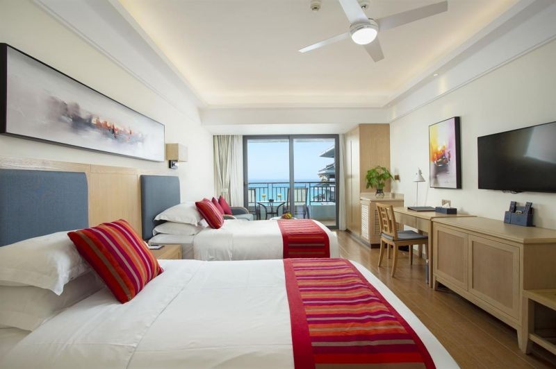 luxury sea view twin